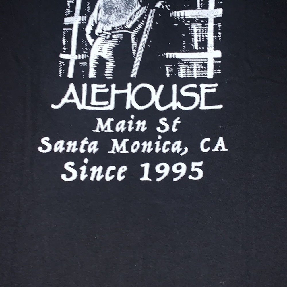 Library Alehouse T-shirt - Picture 5 of 7